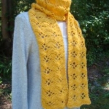 Crochet Fluttering Fans Scarf